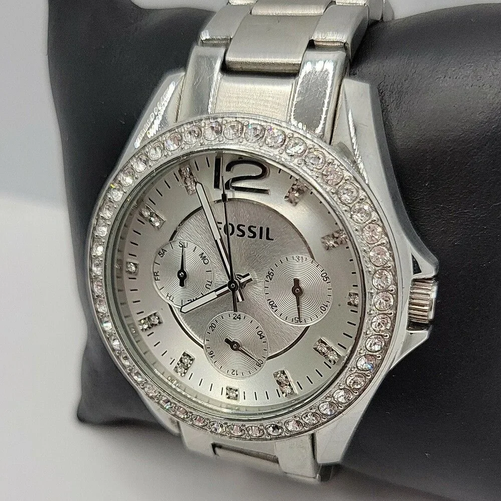 FOSSIL Riley ES3202 Women Stainless Steel Analog Silver Dial Quartz Watch AM785
